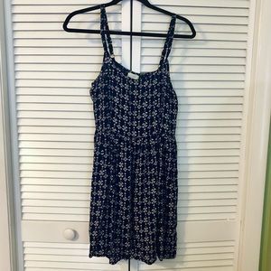 Spaghetti strap navy blue white pattern sun dress